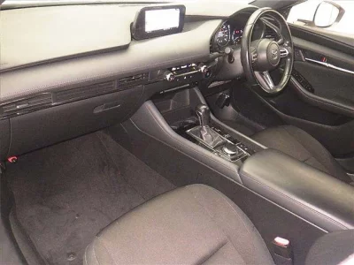 Mazda MAZDA3  с аукциона в Японии