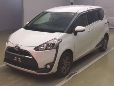 Toyota SIENTA  с аукциона в Японии