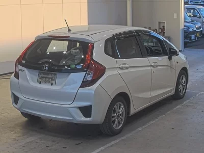 Honda FIT  с аукциона в Японии