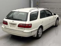 Toyota CAMRY лот № 4153 оценка 3  с аукциона в Японии 1