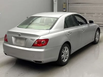 Toyota MARK X  с аукциона в Японии