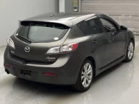 Mazda AXELA лот № 4157 оценка 3  с аукциона в Японии 1