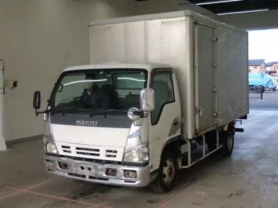 Isuzu ELF  с аукциона в Японии