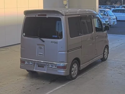 Daihatsu Atrai Wagon  с аукциона в Японии