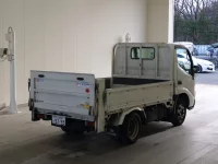 Toyota TOYOACE лот № 1226 оценка 3  с аукциона в Японии 1