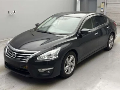 Nissan TEANA