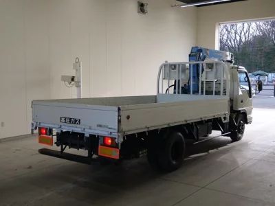 Isuzu ELF  с аукциона в Японии