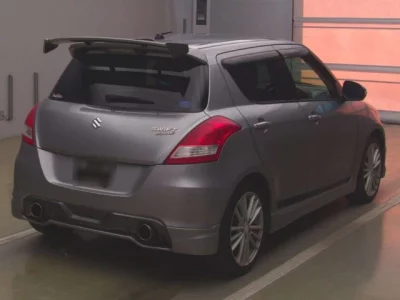 Suzuki SWIFT  с аукциона в Японии