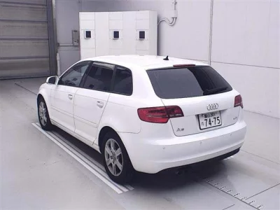 Audi A3  с аукциона в Японии