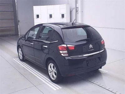 Citroen C3  с аукциона в Японии