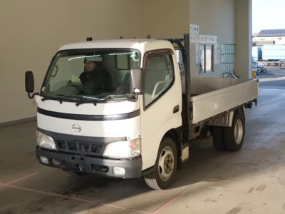 Hino DUTRO  с аукциона в Японии