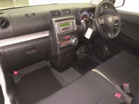 Toyota PIXIS SPACE лот № 70135 оценка R  с аукциона в Японии 3