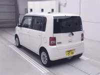 Toyota PIXIS SPACE лот № 70135 оценка R  с аукциона в Японии 1