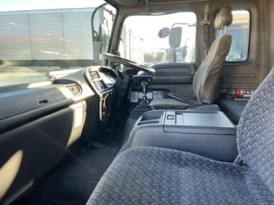 Isuzu FORWARD  с аукциона в Японии