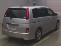 Toyota ISIS лот № 74077 оценка 3  с аукциона в Японии 1