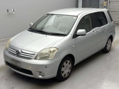 Toyota RAUM
