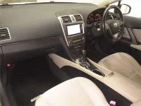 Toyota AVENSIS WAGON лот № 70148 оценка 3.5  с аукциона в Японии 3