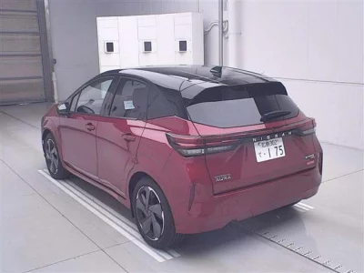 Nissan AURA  с аукциона в Японии