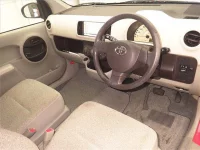 Toyota PASSO лот № 70161 оценка 3.5  с аукциона в Японии 2
