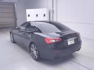 Maserati GHIBLI
