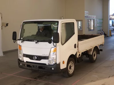 Nissan ATLAS  с аукциона в Японии