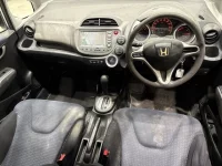 Honda FIT лот № 20356 оценка 3  с аукциона в Японии 3