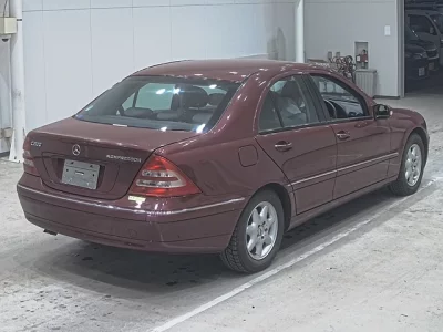 Mercedes-Benz C CLASS  с аукциона в Японии