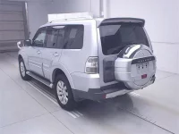 Mitsubishi PAJERO лот № 8567 оценка 4  с аукциона в Японии 1