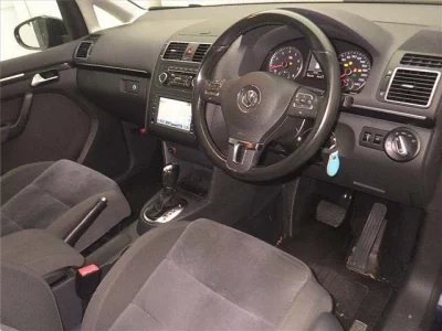 Volkswagen GOLF TOURAN  с аукциона в Японии