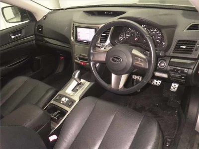 Subaru LEGACY B4  с аукциона в Японии