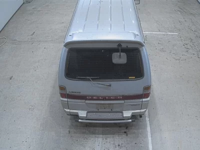 Mitsubishi DELICA WAGON