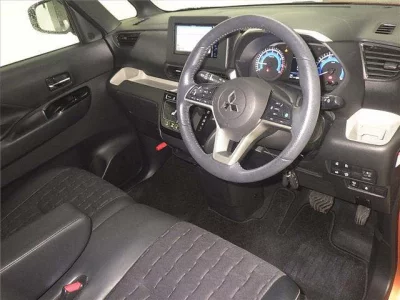 Mitsubishi DELICA MINI  с аукциона в Японии