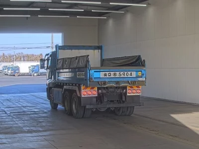 Mitsubishi SUPER GREAT  с аукциона в Японии