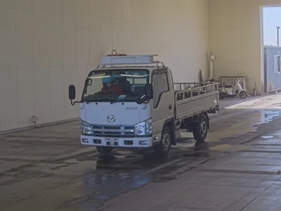 Mazda TITAN  с аукциона в Японии