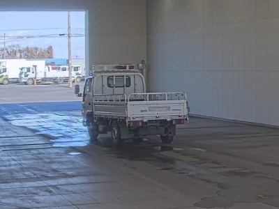 Mazda TITAN  с аукциона в Японии