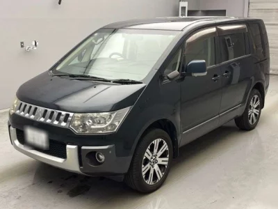 Mitsubishi DELICA D5
