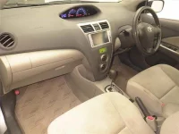 Toyota BELTA лот № 70257 оценка 3  с аукциона в Японии 3