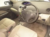 Toyota BELTA лот № 70257 оценка 3  с аукциона в Японии 2