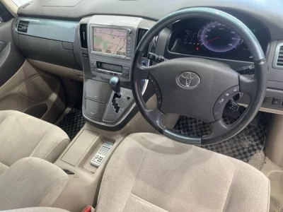 Toyota ALPHARD  с аукциона в Японии