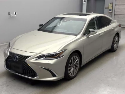 Lexus ES  с аукциона в Японии