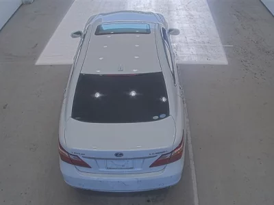 Lexus LS  с аукциона в Японии