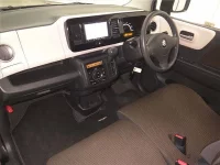 Suzuki MRWAGON лот № 70294 оценка 3.5  с аукциона в Японии 3