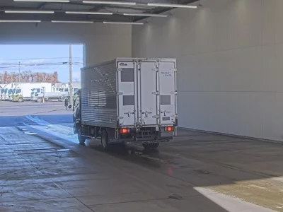 Isuzu ELF  с аукциона в Японии