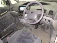 Toyota ESTIMA лот № 70301 оценка 3.5  с аукциона в Японии 2