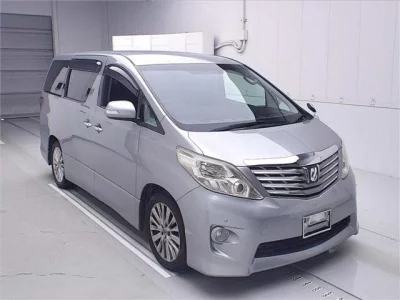 Toyota ALPHARD  с аукциона в Японии