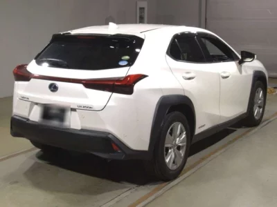 Lexus UX  с аукциона в Японии
