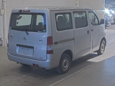 Toyota LITE ACE VAN  с аукциона в Японии