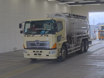Hino PROFIA  с аукциона в Японии