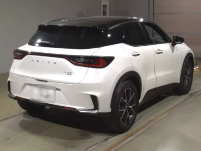 Lexus LBX