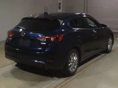 Mazda AXELA  с аукциона в Японии